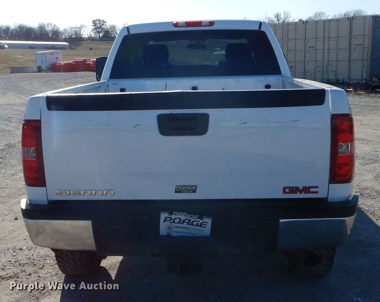 image for item DH6948 2012 GMC Sierra 2500HD Crew Cab pickup truck