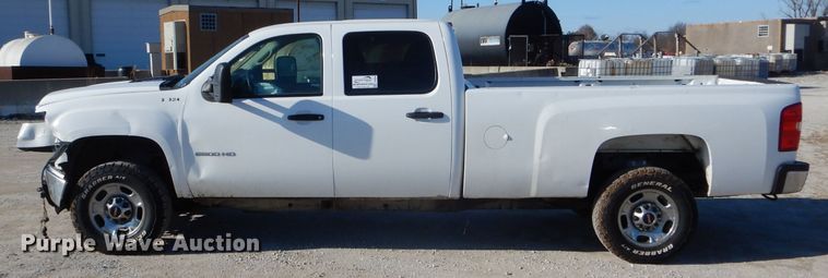 image for item DH6948 2012 GMC Sierra 2500HD Crew Cab pickup truck