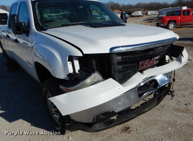 image for item DH6948 2012 GMC Sierra 2500HD Crew Cab pickup truck