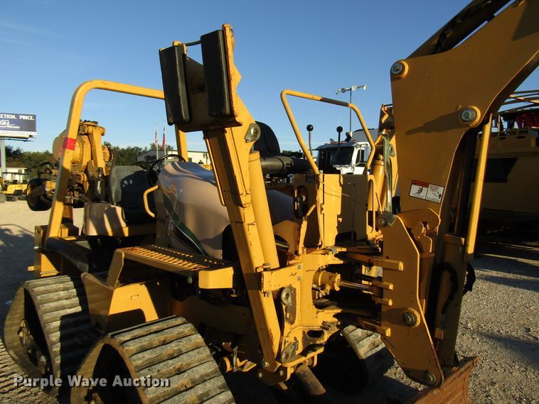 image for item DH8294 2011 Vermeer RTX750 vibratory cable plow