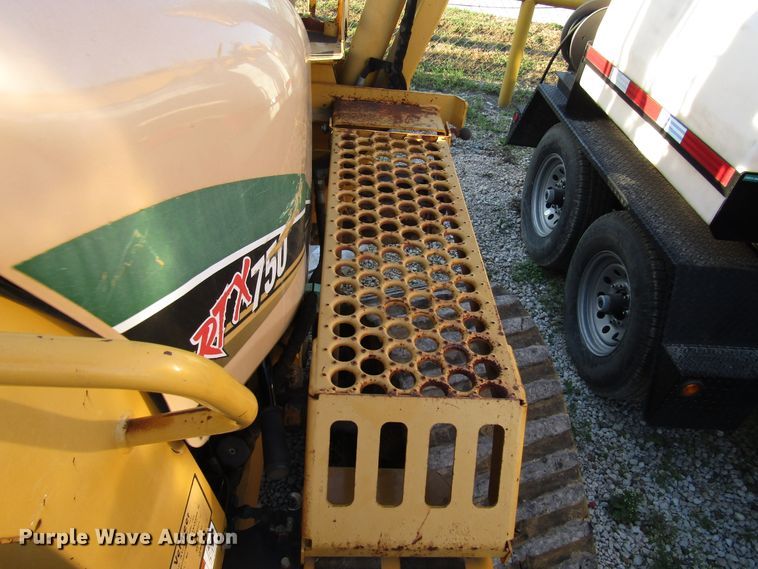 image for item DH8294 2011 Vermeer RTX750 vibratory cable plow