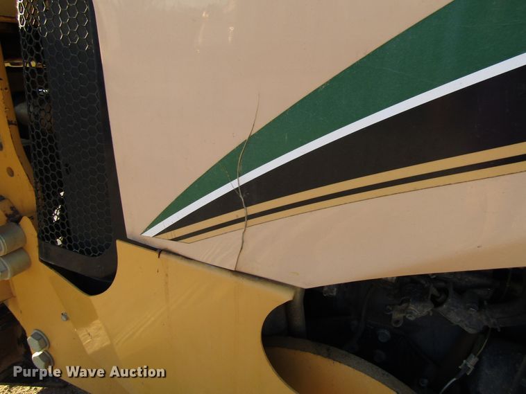 image for item DH8294 2011 Vermeer RTX750 vibratory cable plow