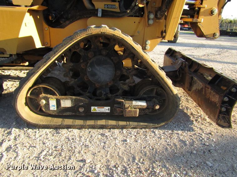 image for item DH8294 2011 Vermeer RTX750 vibratory cable plow