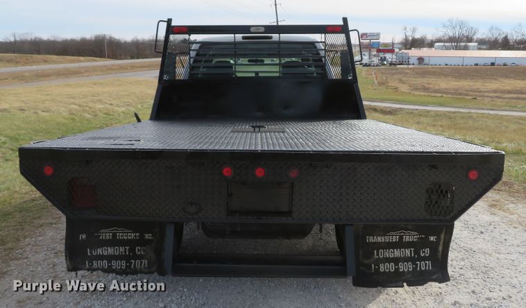 image for item DI2005 2002 Chevrolet Silverado 3500 Ext. Cab flatbed pickup truck