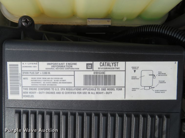 image for item DI2005 2002 Chevrolet Silverado 3500 Ext. Cab flatbed pickup truck