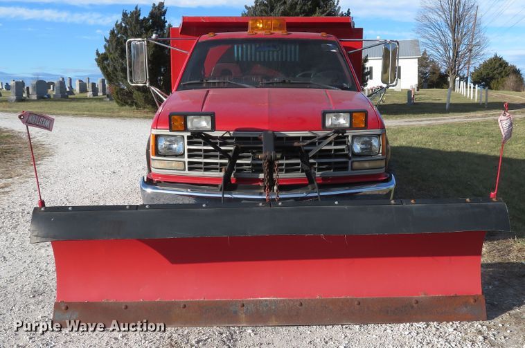 image for item DI2009 1993 Chevrolet Cheyenne 3500 dump bed pickup truck