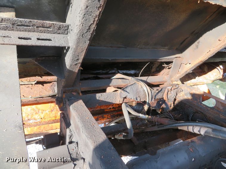 image for item DI2009 1993 Chevrolet Cheyenne 3500 dump bed pickup truck