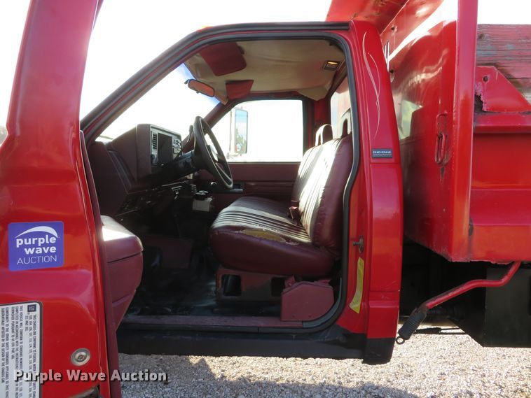 image for item DI2009 1993 Chevrolet Cheyenne 3500 dump bed pickup truck