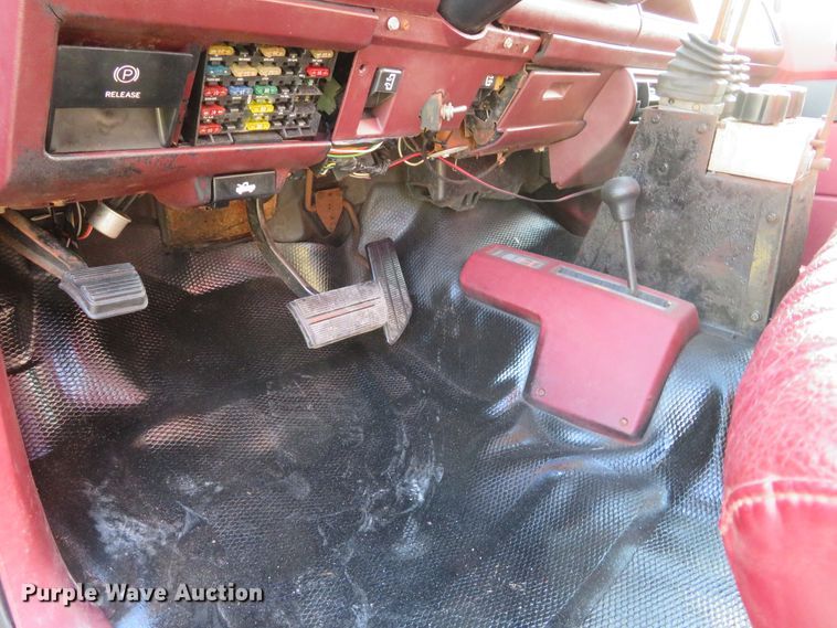 image for item DI2009 1993 Chevrolet Cheyenne 3500 dump bed pickup truck