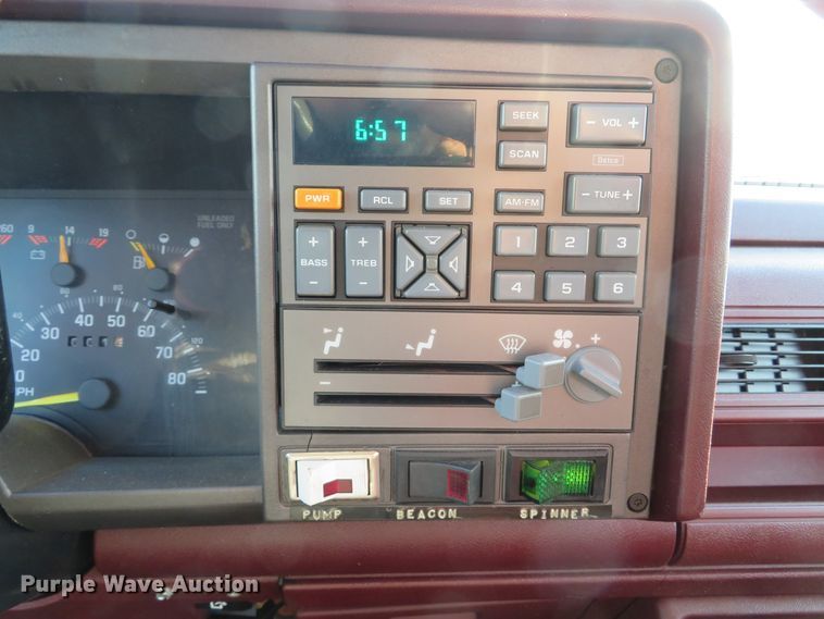 image for item DI2009 1993 Chevrolet Cheyenne 3500 dump bed pickup truck