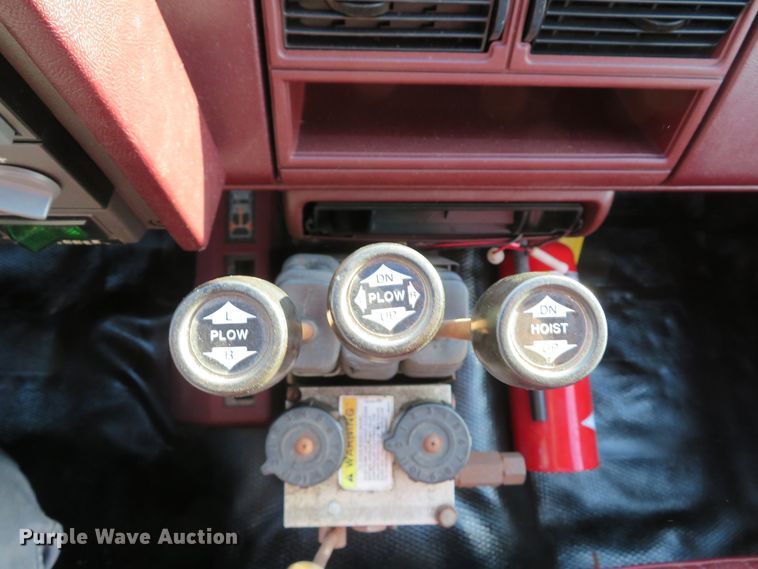 image for item DI2009 1993 Chevrolet Cheyenne 3500 dump bed pickup truck