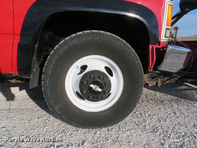 image for item DI2009 1993 Chevrolet Cheyenne 3500 dump bed pickup truck