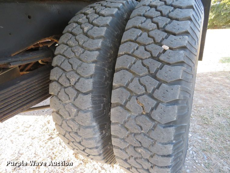 image for item DI2009 1993 Chevrolet Cheyenne 3500 dump bed pickup truck