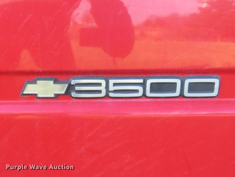 image for item DI2009 1993 Chevrolet Cheyenne 3500 dump bed pickup truck