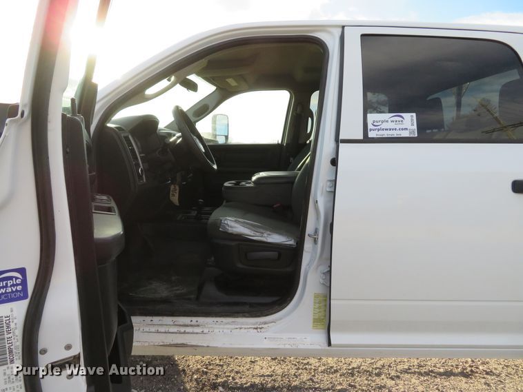 image for item DI2010 2014 Dodge Ram 3500HD Crew Cab utility bed pickup truck