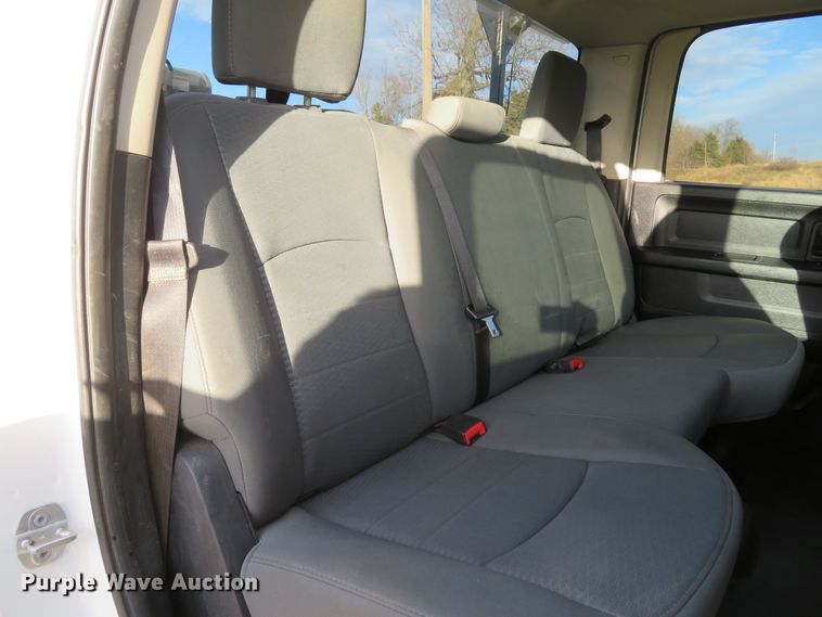 image for item DI2010 2014 Dodge Ram 3500HD Crew Cab utility bed pickup truck