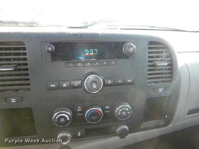 image for item DI2598 2013 Chevrolet Silverado 1500 Ext. Cab pickup truck