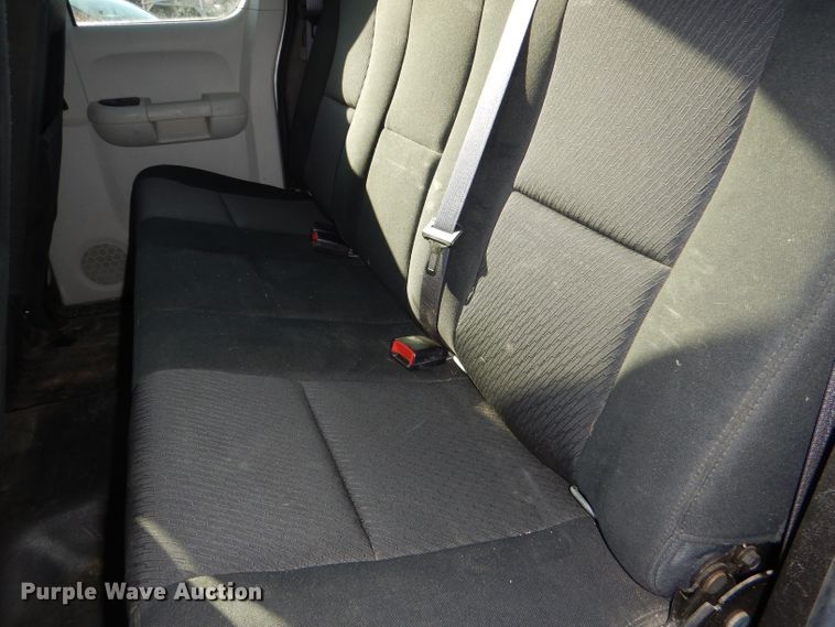 image for item DI2598 2013 Chevrolet Silverado 1500 Ext. Cab pickup truck