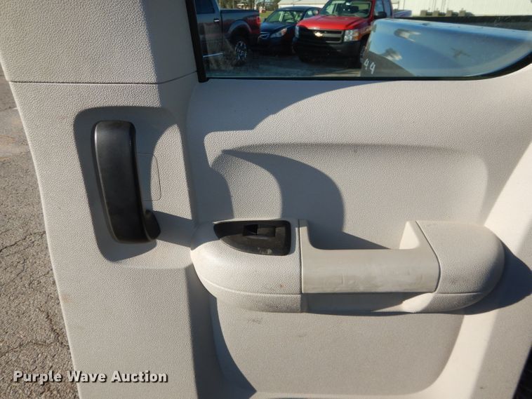 image for item DI2598 2013 Chevrolet Silverado 1500 Ext. Cab pickup truck