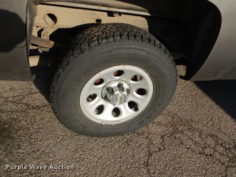 image for item DI2598 2013 Chevrolet Silverado 1500 Ext. Cab pickup truck