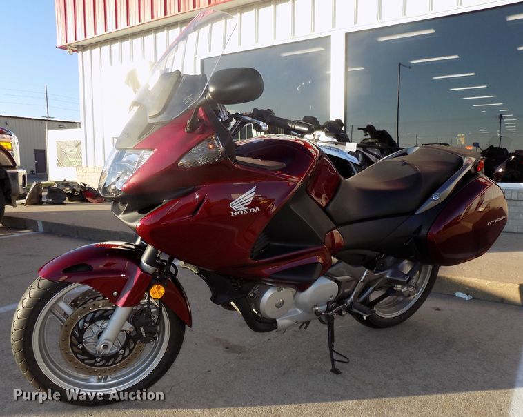 image for item DO9416 2010 Honda NT700V motorcycle