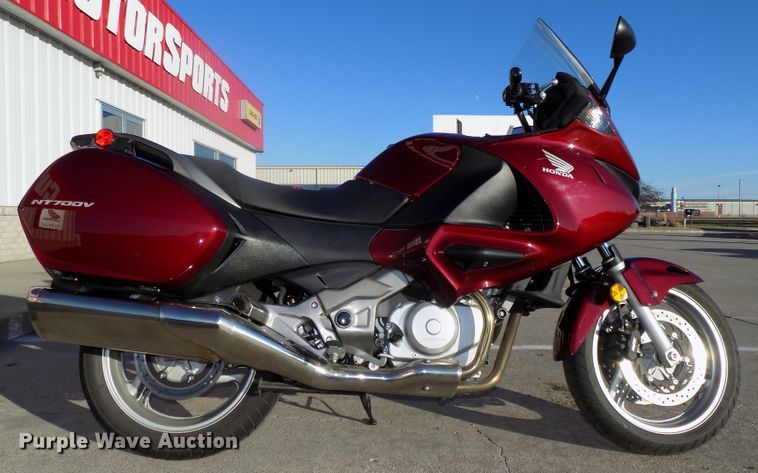 image for item DO9416 2010 Honda NT700V motorcycle