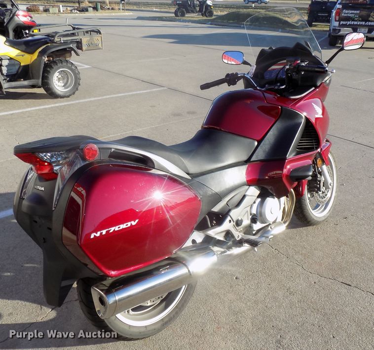 image for item DO9416 2010 Honda NT700V motorcycle