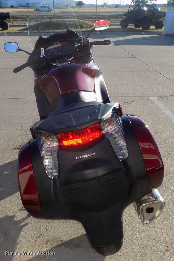 image for item DO9416 2010 Honda NT700V motorcycle