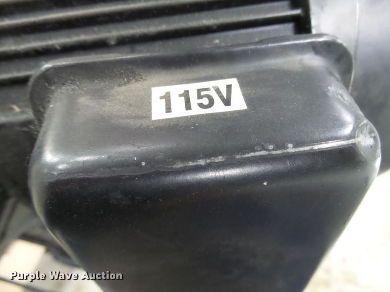 image for item EF9593 Dayton 4YG30A bandsaw