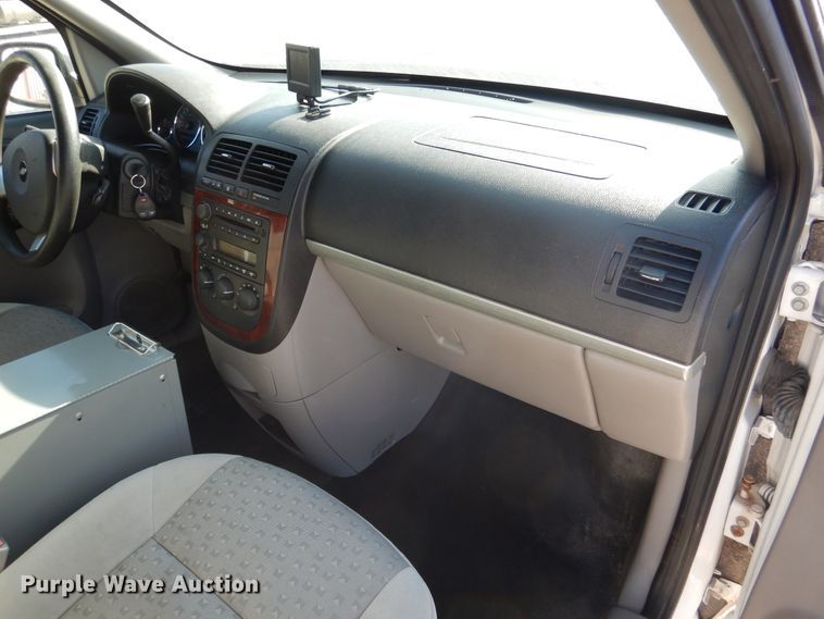 image for item EK9070 2008 Chevrolet Uplander van