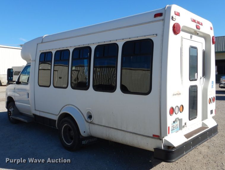 image for item EK9130 2011 Ford E350 Super Duty Star Tran shuttle bus