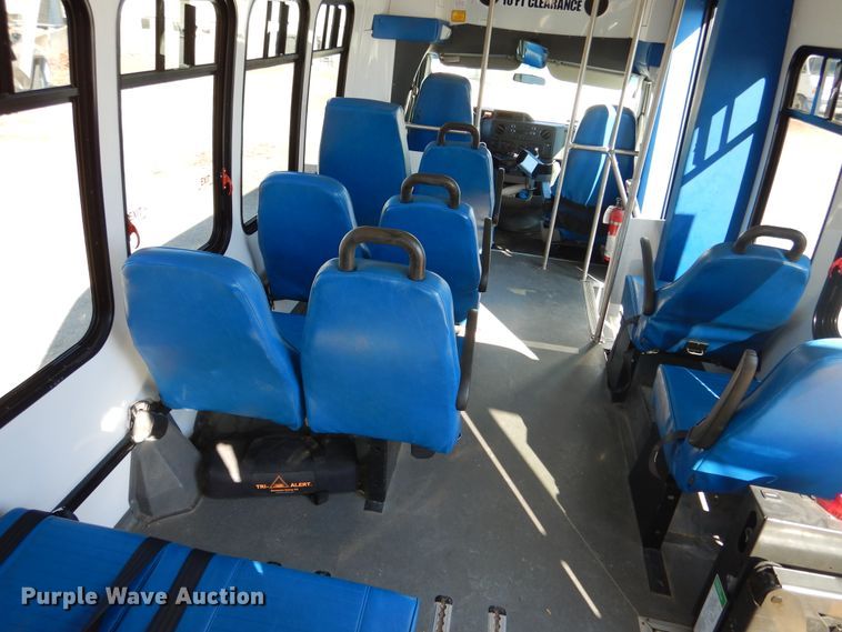 image for item EK9130 2011 Ford E350 Super Duty Star Tran shuttle bus