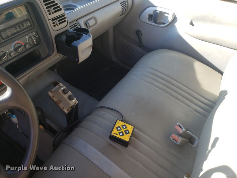 image for item EL9750 1995 Chevrolet K3500 dump flatbed pickup truck