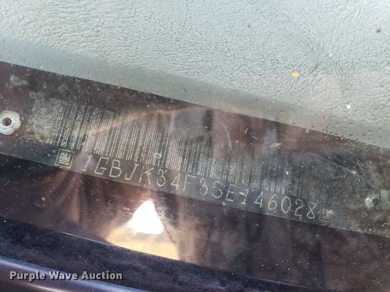 image for item EL9750 1995 Chevrolet K3500 dump flatbed pickup truck