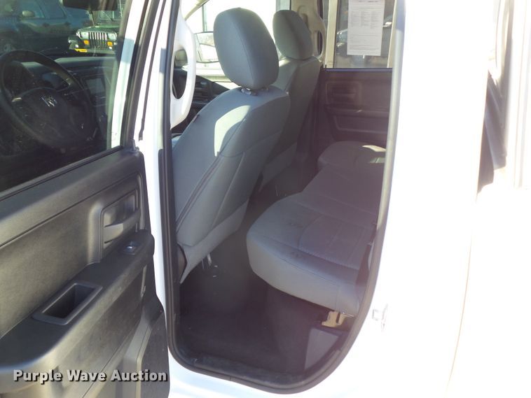 image for item EM9863 2014 Dodge Ram 1500 Quad Cab pickup truck