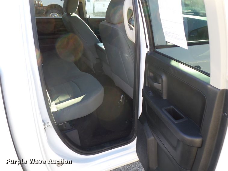 image for item EM9863 2014 Dodge Ram 1500 Quad Cab pickup truck