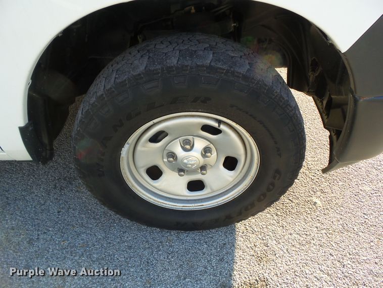 image for item EM9863 2014 Dodge Ram 1500 Quad Cab pickup truck