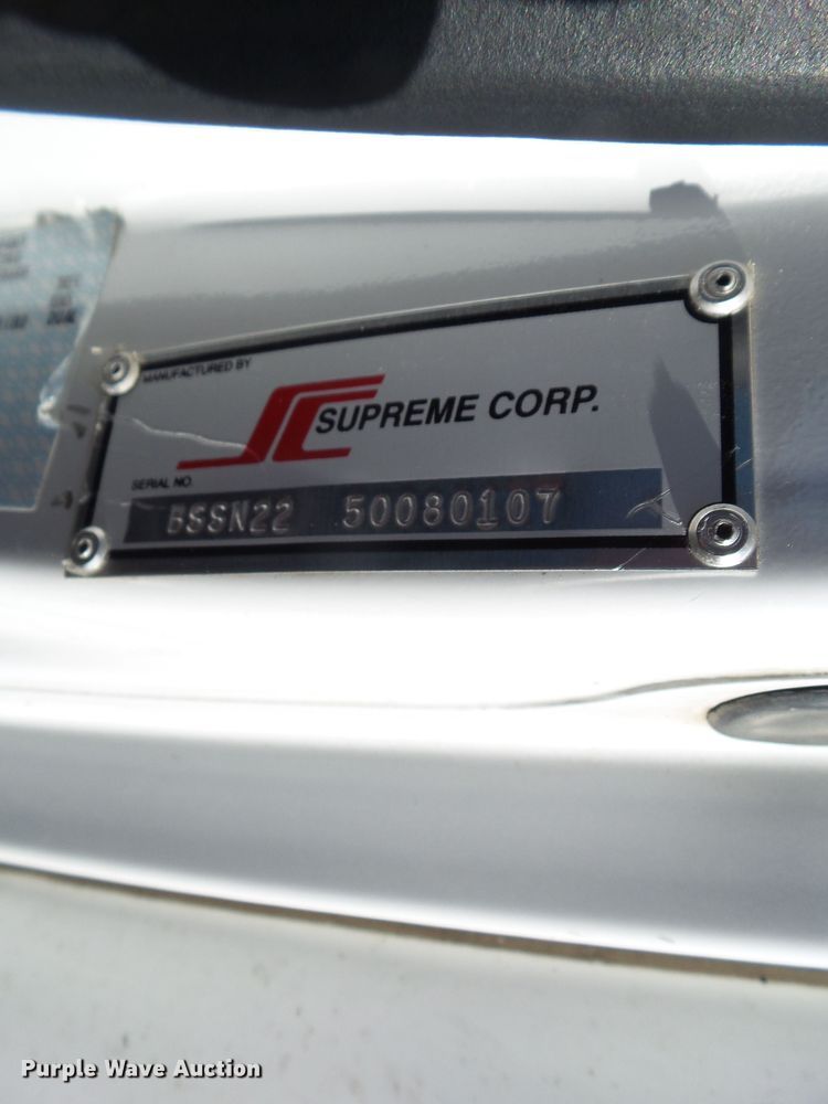 image for item EM9866 2005 Ford Econoline E450 Supreme BSSN22 shuttle bus