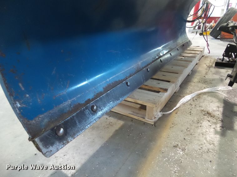 image for item EM9868 2005 Northman 2300A snow plow