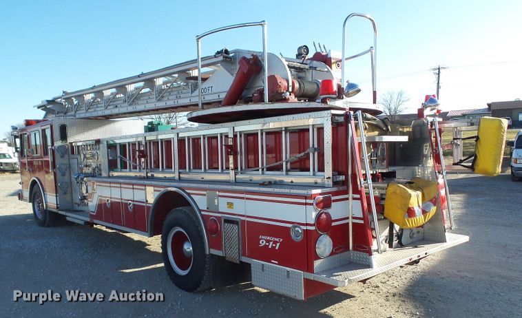 image for item EM9871 1973 Pierce SR-24768 ladder fire truck