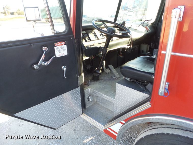 image for item EM9871 1973 Pierce SR-24768 ladder fire truck