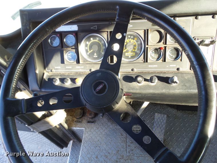 image for item EM9871 1973 Pierce SR-24768 ladder fire truck