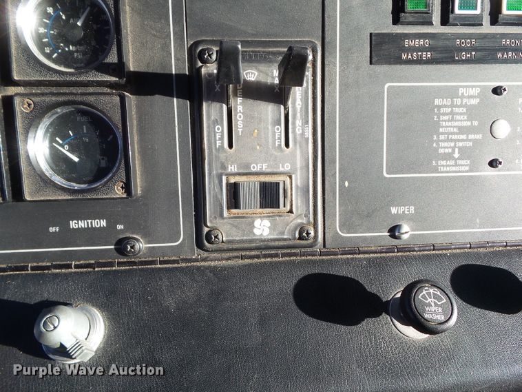 image for item EM9871 1973 Pierce SR-24768 ladder fire truck