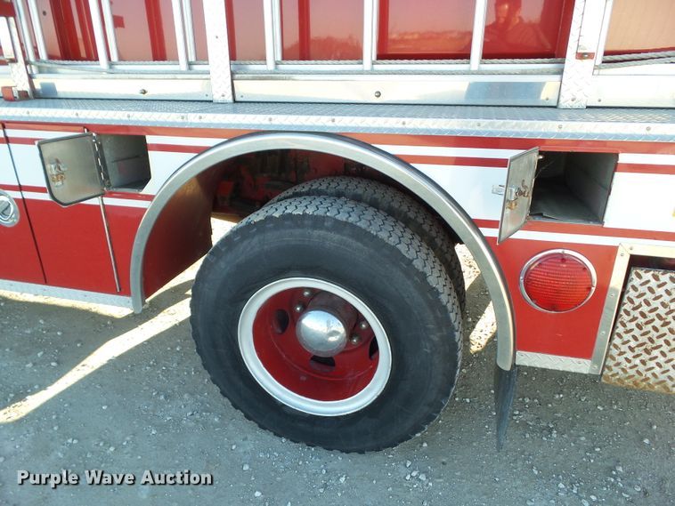 image for item EM9871 1973 Pierce SR-24768 ladder fire truck