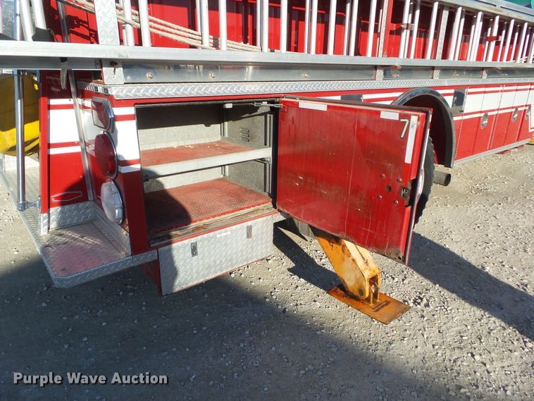 image for item EM9871 1973 Pierce SR-24768 ladder fire truck