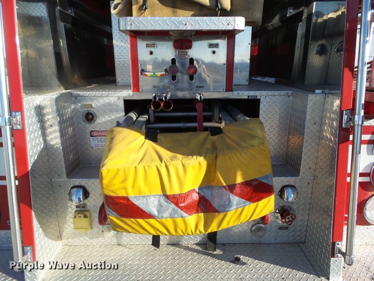 image for item EM9871 1973 Pierce SR-24768 ladder fire truck