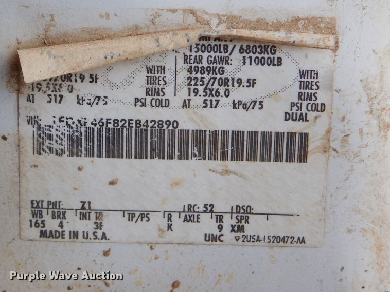 image for item EY9327 2002 Ford F450 Super Duty flatbed truck