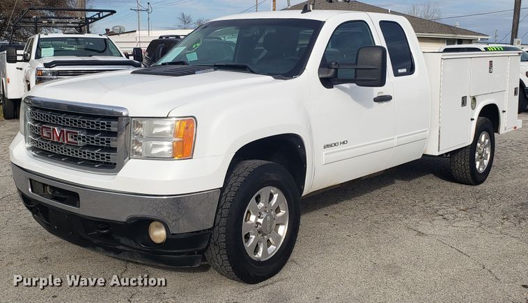 image for item EZ9034 2012 GMC Sierra 2500HD Ext. Cab utility bed pickup truck