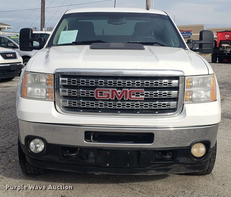 image for item EZ9034 2012 GMC Sierra 2500HD Ext. Cab utility bed pickup truck