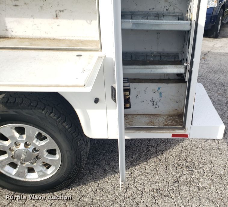 image for item EZ9034 2012 GMC Sierra 2500HD Ext. Cab utility bed pickup truck